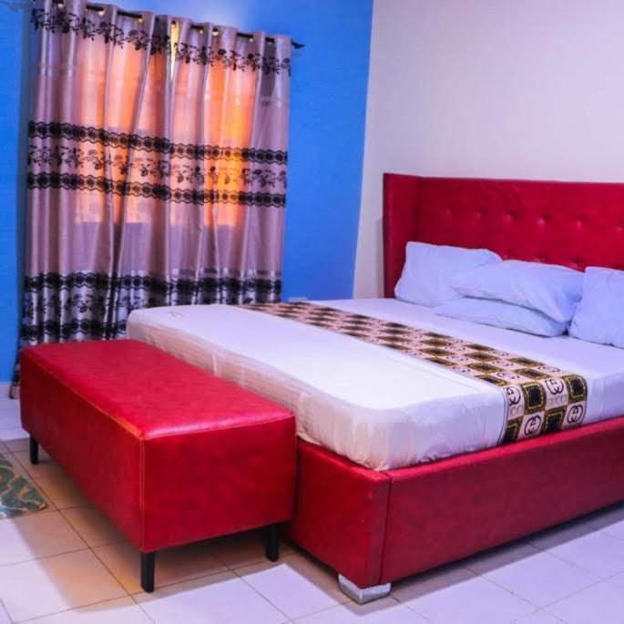 Dc Ambassadors Hotel Dawhwenya Exterior foto